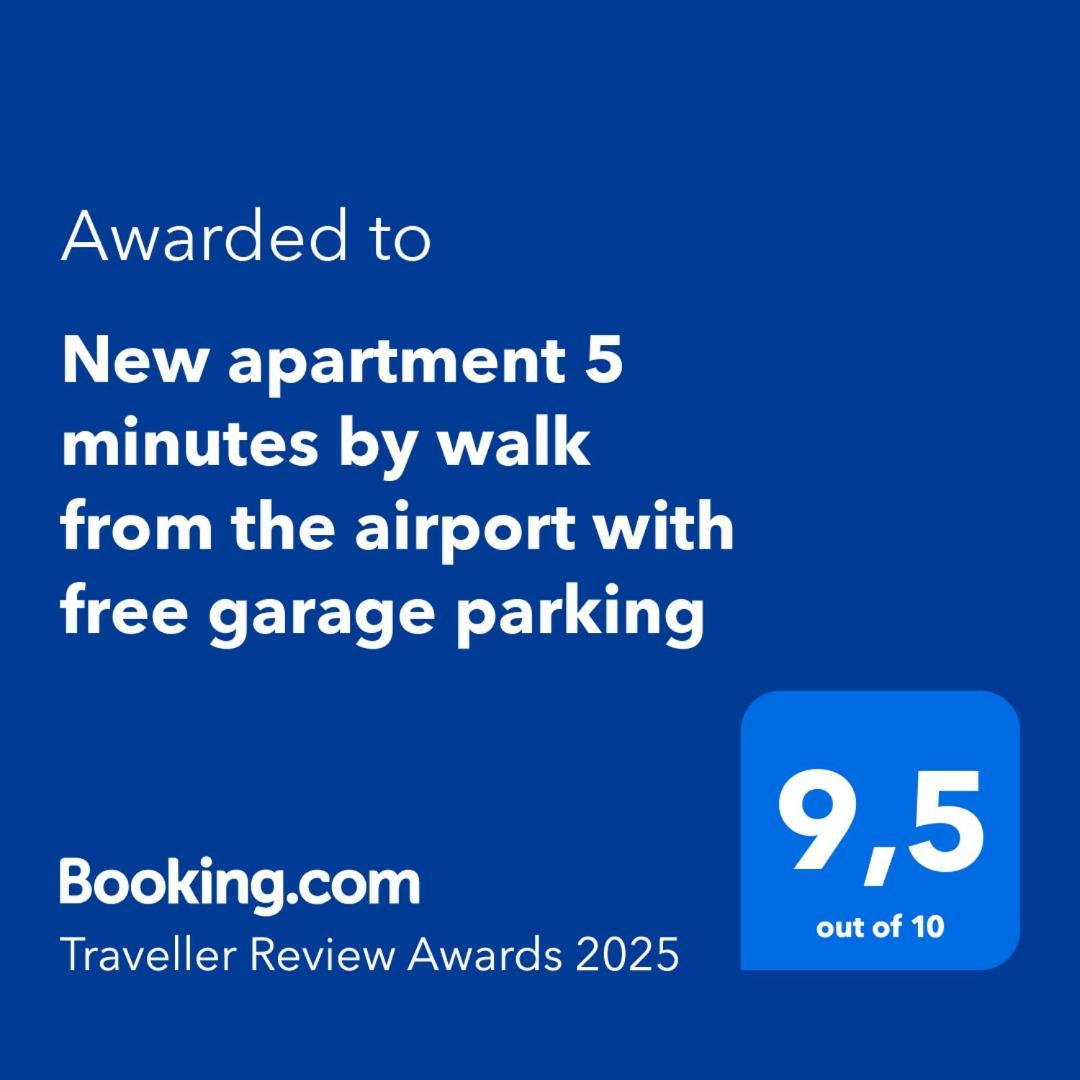 New Air-Conditioned Apartment 5 Minutes By Walk From The Airport With Free Garage Parking Bratislava Extérieur photo